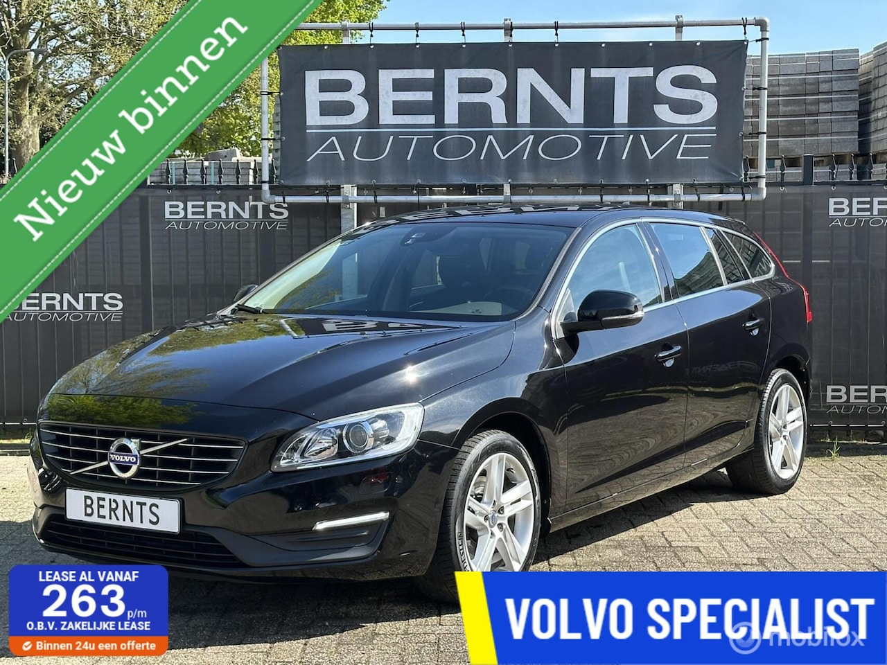 Volvo V60 - 2.0 T3 Momentum|Navi|VolvoOnCall|Standkachel|Stoelverwarming - AutoWereld.nl