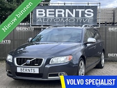 Volvo V70 - 2.0T R-Desgin|Automaat|Trekhaak|Leder|Stoelverwarming|Navigatie
