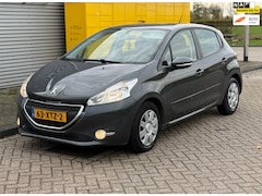 Peugeot 208 - 1.2 VTi 5Drs Airco Parkeersensoren Navi Distributie v.v