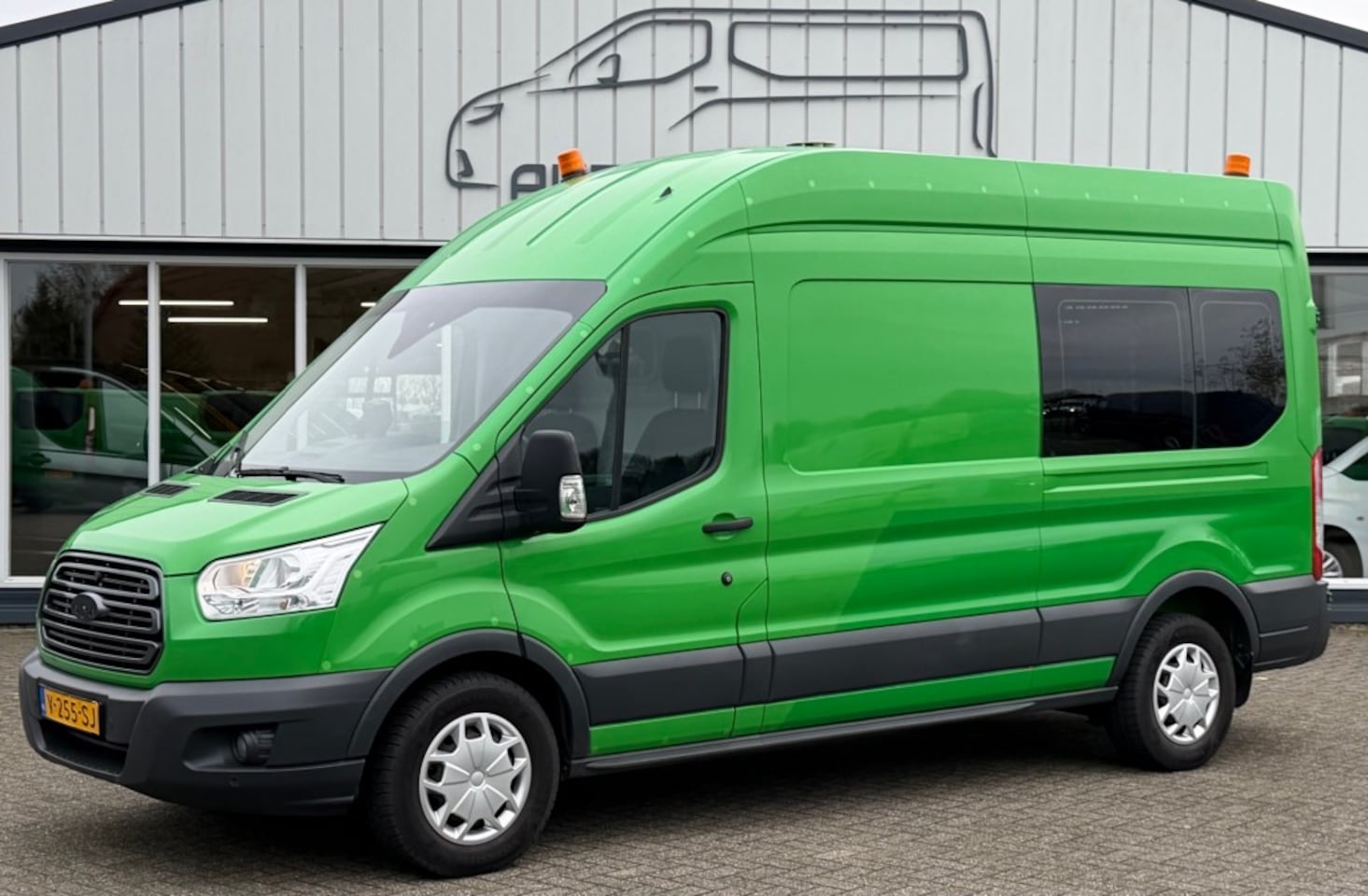 Ford Transit - 2.0 TDCI 96KW 131PK L3H3 EURO 6 FWD AIRCO/ NAVIGATIE/ CRUISE CONTROL/ 100% DEALERONDERHOUD - AutoWereld.nl