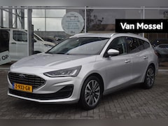 Ford Focus Wagon - 1.0 EcoBoost Hybrid Titanium X | Climate Control | Cruise Control | Winterpakket | Achteru