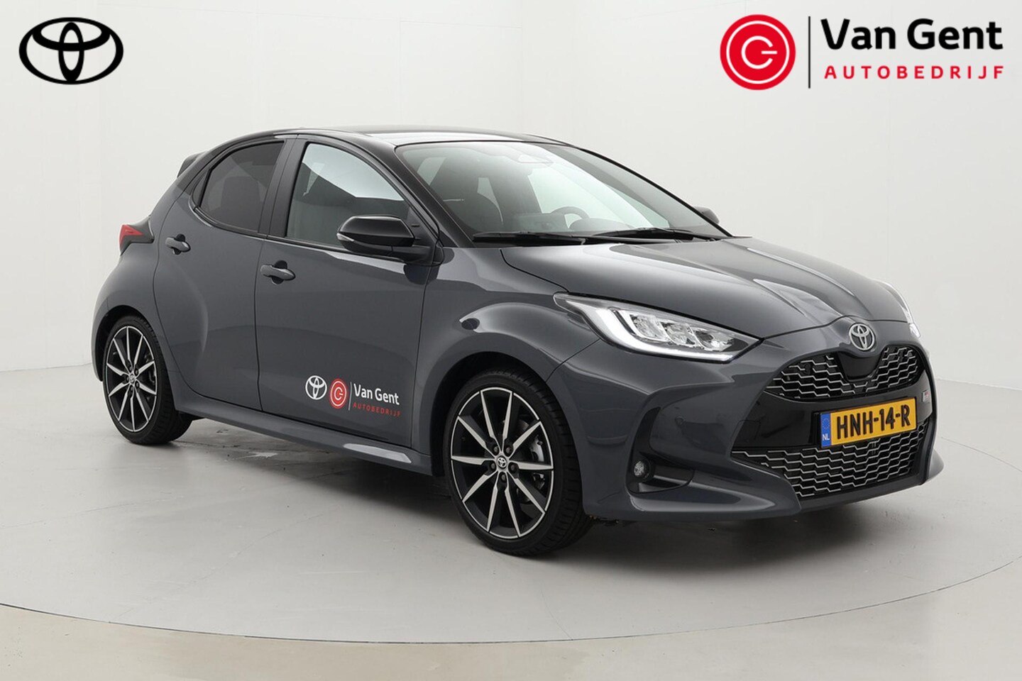 Toyota Yaris - 1.5 Hybrid 130 GR Sport | Panoramadak | Navigatie | Dodehoek detectie | JBL | Stoel-/stuur - AutoWereld.nl