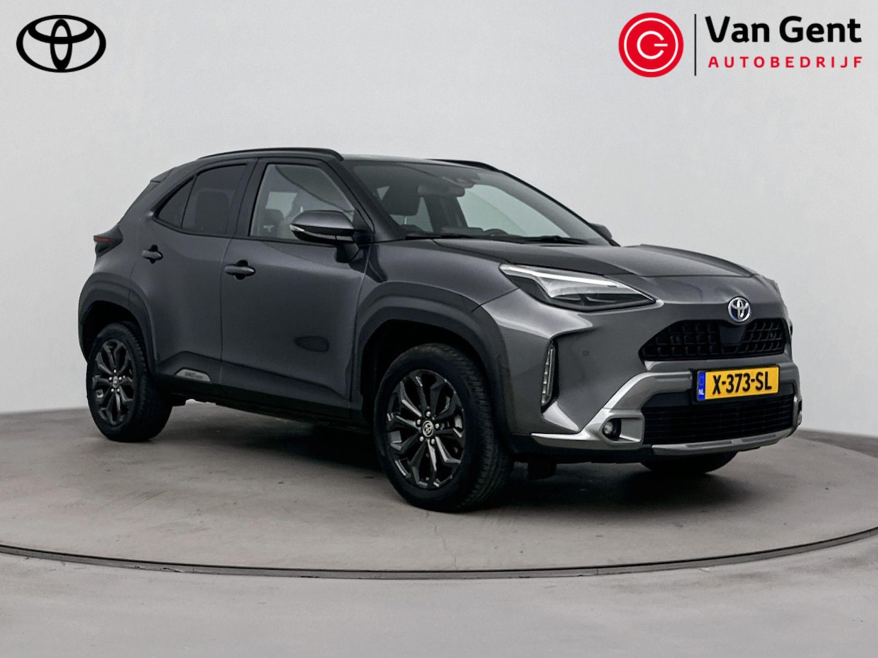 Toyota Yaris Cross - 1.5 Hybrid Explore | Navigatie | Stoelverwarming | Parkeersensoren voor/achter | Adaptive - AutoWereld.nl