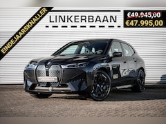 BMW iX - xDrive40 High Executive 77 kWh | Sportpakket | Panodak Skylounge | 22 inch | NL auto |