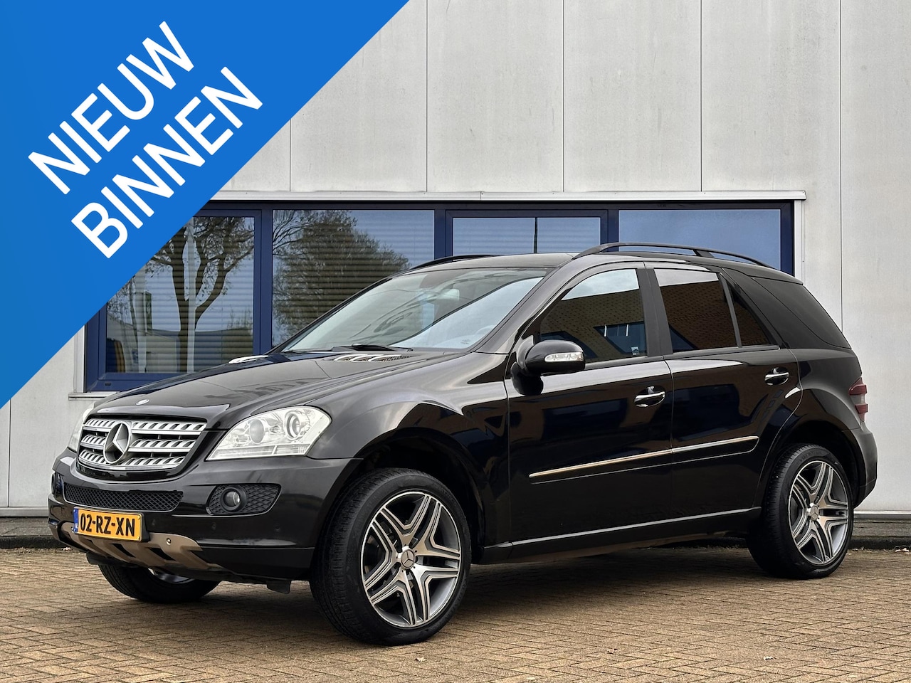 Mercedes-Benz M-klasse - 350 l Youngtimer l Camera l Bluetooth l - AutoWereld.nl