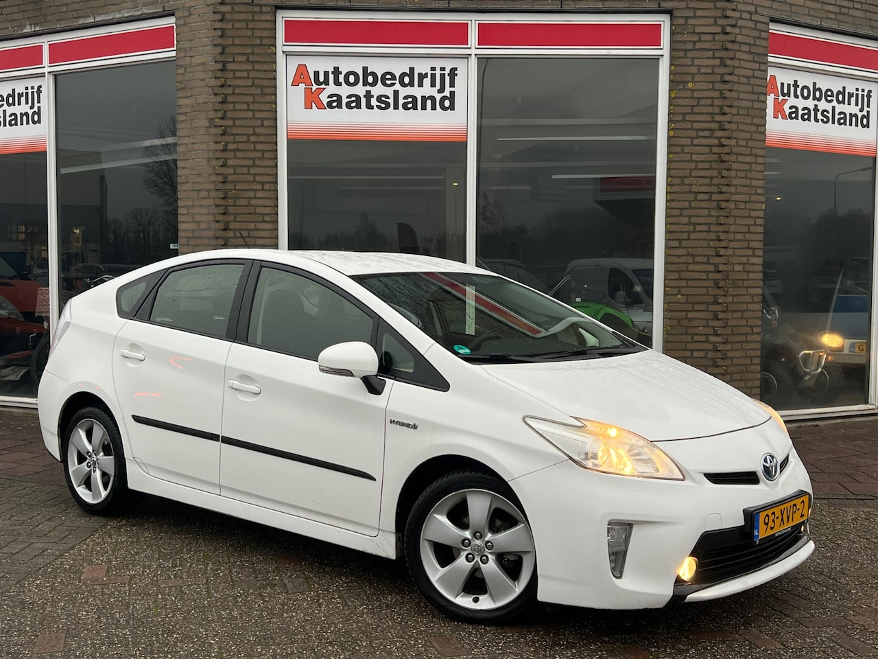 Toyota Prius - 1.8 Comfort Top 5 edition - Navi - Cruise - - AutoWereld.nl