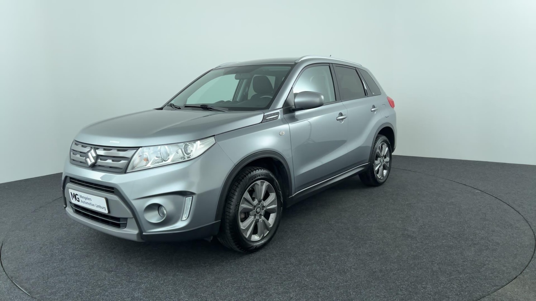 Suzuki Vitara - 1.6 Exclusive | Rijklaar | Camera | All-seasonbanden - AutoWereld.nl