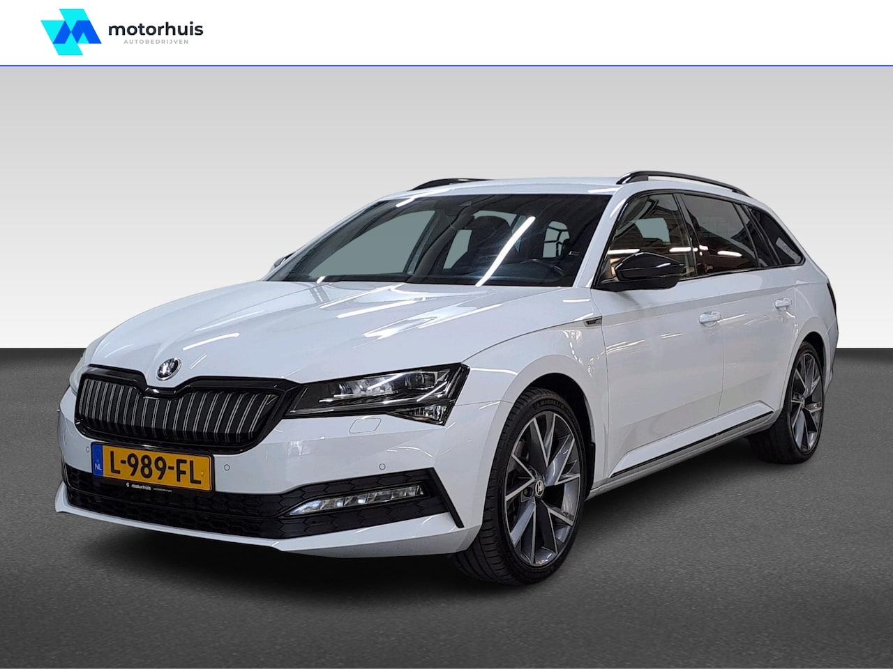Skoda Superb Combi - 1.4 TSI PHEV 217PK DSG SPORTLINE BUSINESS NAVI PDC TEL CAMERA NAP - AutoWereld.nl