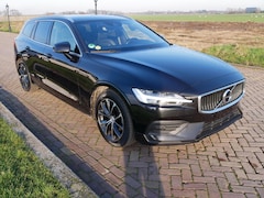 Volvo V60 - 2.0 D3 Momentum Pro AUT NAVI CAMERA * 14999 NETTO