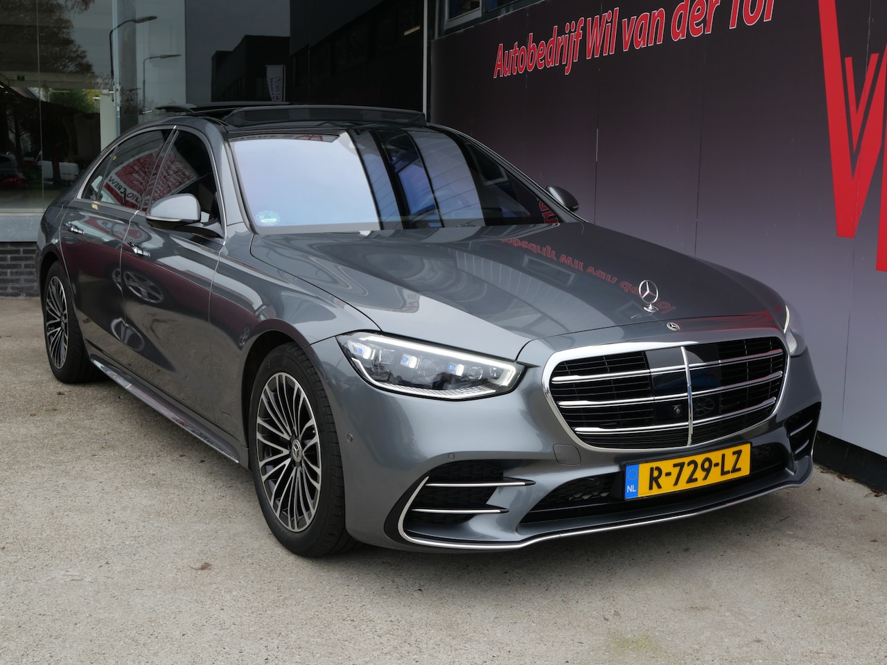 Mercedes-Benz S-klasse - 580e LANG AMG LINE | PANO | 3D | SOFTCLOSE | LUCHTVERING | MASSAGE!! - AutoWereld.nl