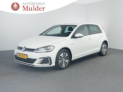 Volkswagen Golf - 1.4 eHybrid GTE | Dealer onderhouden | Standkachel | ACC | LED |