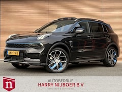 Lynk & Co 01 - 1.5 Zwarte hemelbekleding / 360 Camera / Navigatie