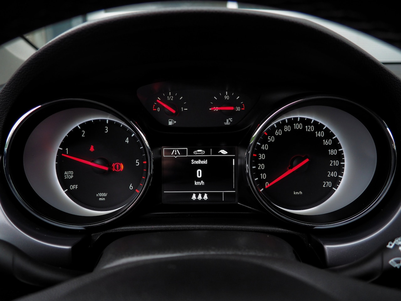 Opel Astra - 1.6 CDTI 110pk 120 Jaar Edition AIRCO CRUISE NAVI