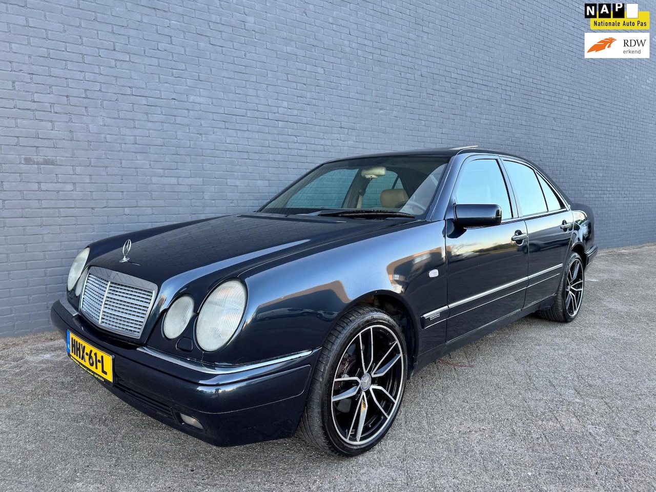 Mercedes-Benz E-klasse - 280 Classic|SCHUIFDAK|AIRCO|AUT|RIJD PERFECT| - AutoWereld.nl