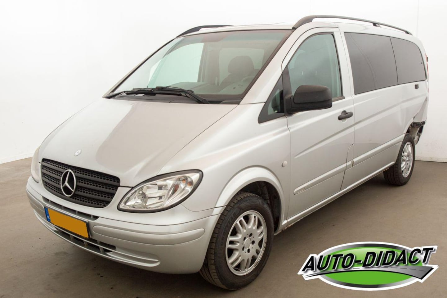 Mercedes-Benz Vito - 111 CDI 9 persoons Airco - AutoWereld.nl