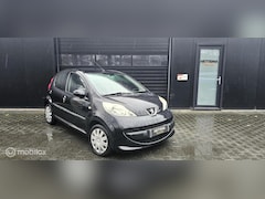 Peugeot 107 - 1.0-12V XS