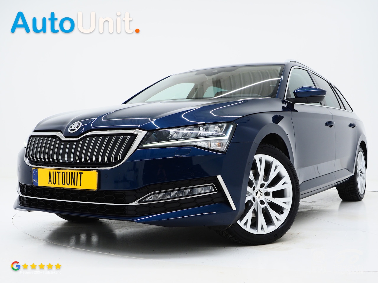 Skoda Superb Combi - 1.4 TSI iV 218PK Style | Leder | Trekhaak | Adaptive Cruise | Virtual | Keyless | Memory | - AutoWereld.nl