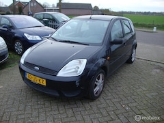 Ford Fiesta - 1.4-16V Ghia