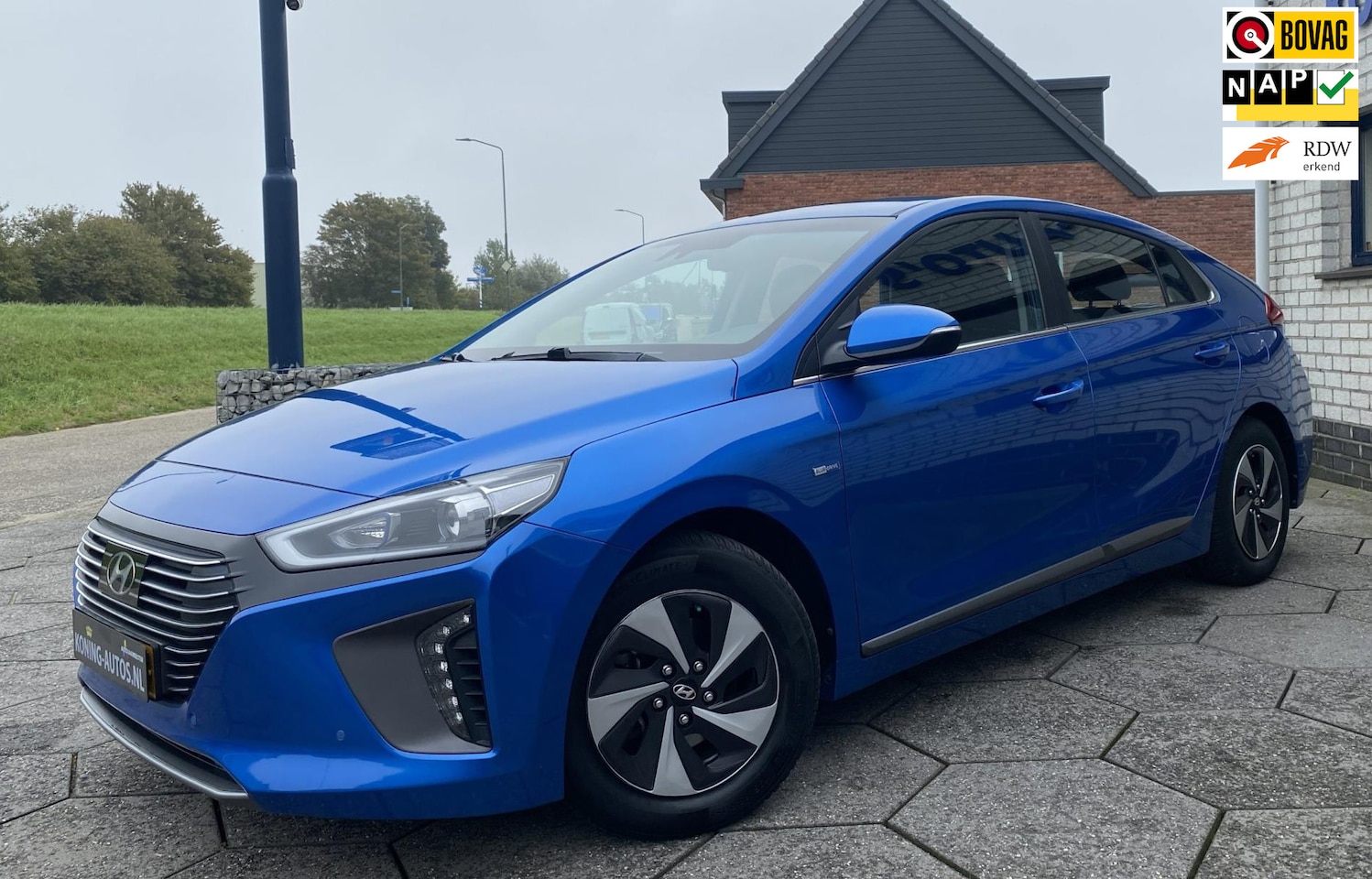 Hyundai IONIQ - 1.6 GDi Comfort/ Leer/ Cam/ Adaptive CC/ PDC/ DAB/ Carplay/ Dealeronderhouden - AutoWereld.nl