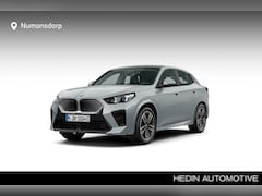 BMW iX2 - eDrive20 | M-Sport | 19'' | Panorama. | Harman/Kardon | Elek. stoel. | Stuur + stoelverw.