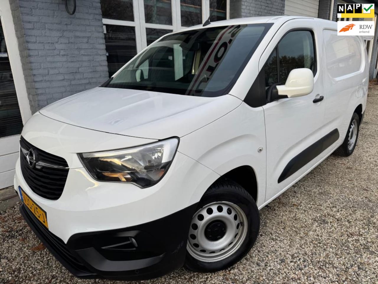Opel Combo - 1.5D L2H1 Edition 1.5D L2H1 Edition - AutoWereld.nl