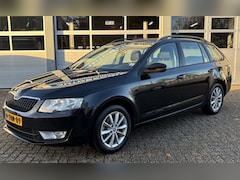 Skoda Octavia Combi - 1.2 TSI Cruise/Climate/Trekhaak/PdcAchter/Navi/Stoelverw