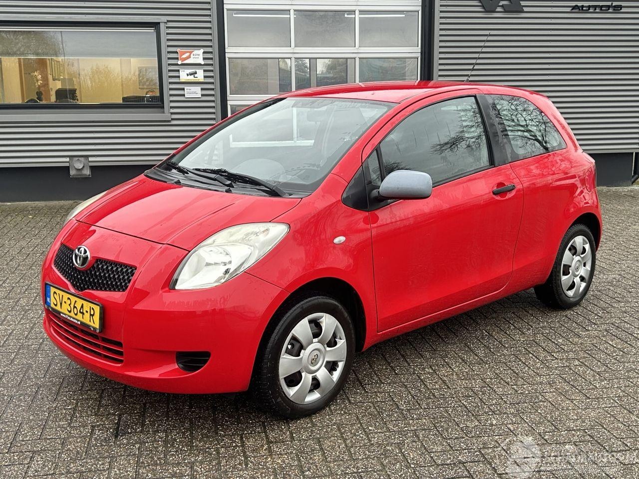 Toyota Yaris - 1.0 VVT-i 1.0 VVTi + - AutoWereld.nl
