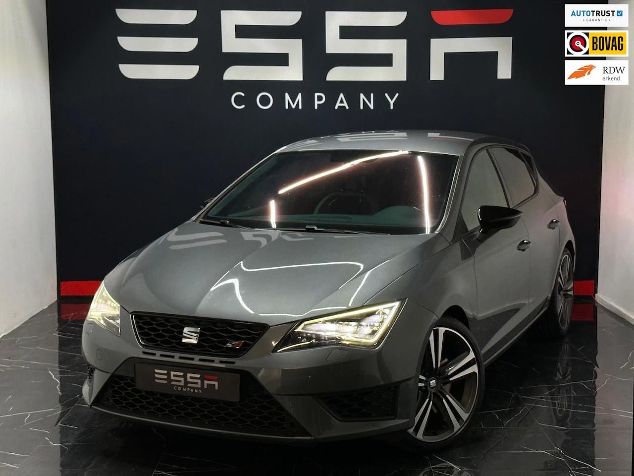 SEAT Leon - 2.0 TSI Cupra 290 Connect DSG 19" CarPlay LED - AutoWereld.nl