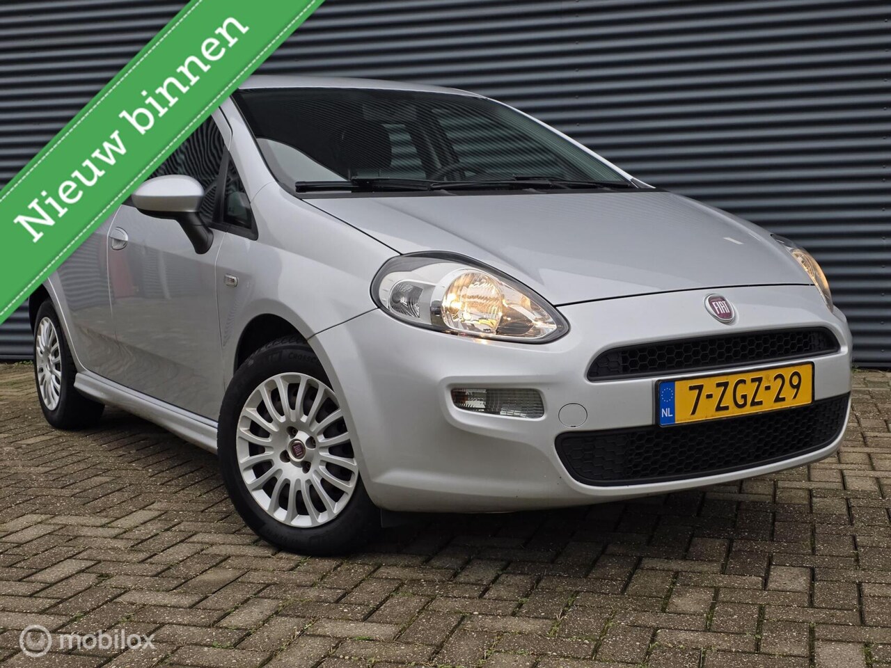 Fiat Punto - 1.3 JTD Dynamic 1.3 JTD Dynamic - AutoWereld.nl