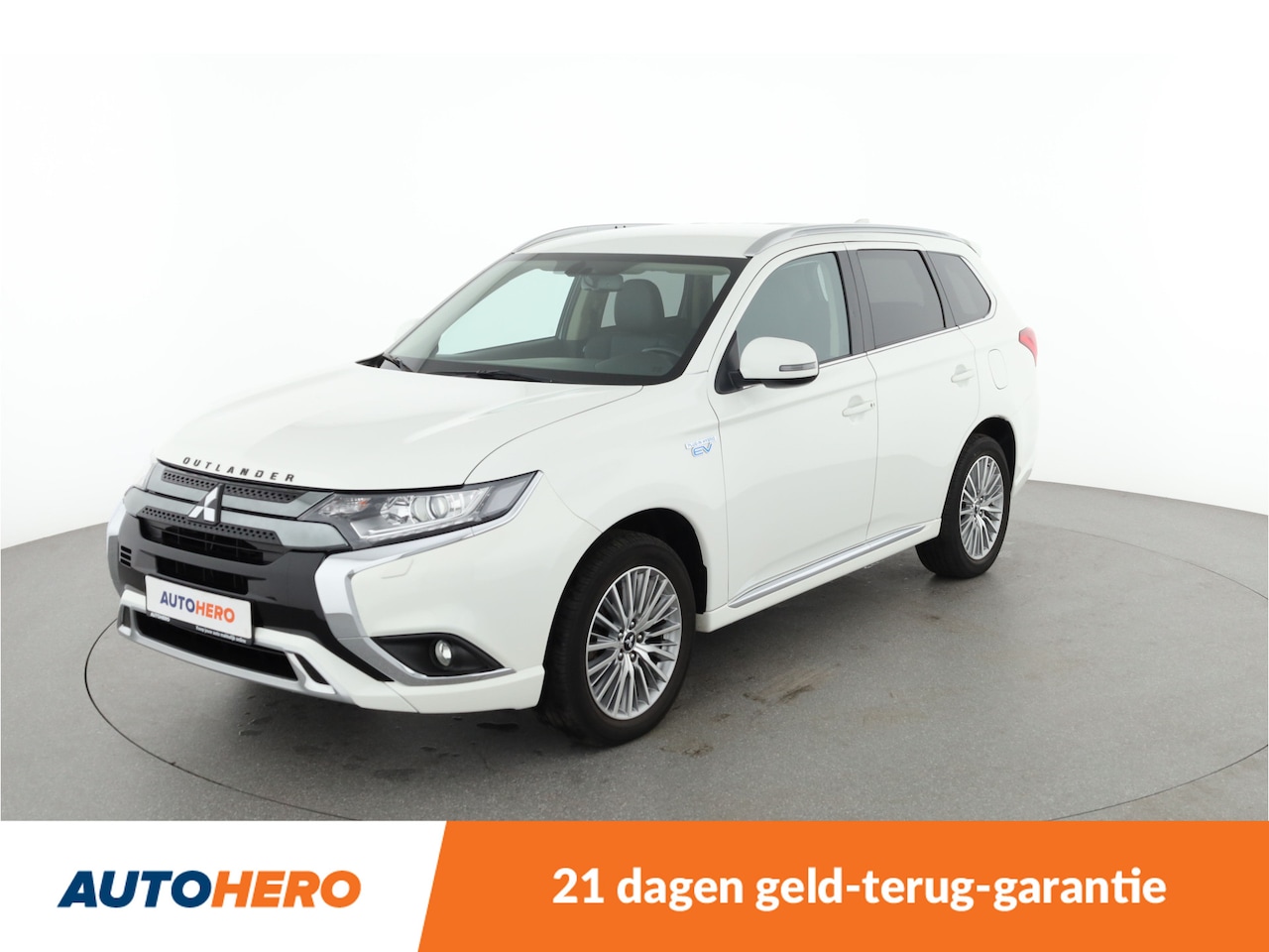 Mitsubishi Outlander - 2.4 PHEV Pure | LF63148| - AutoWereld.nl