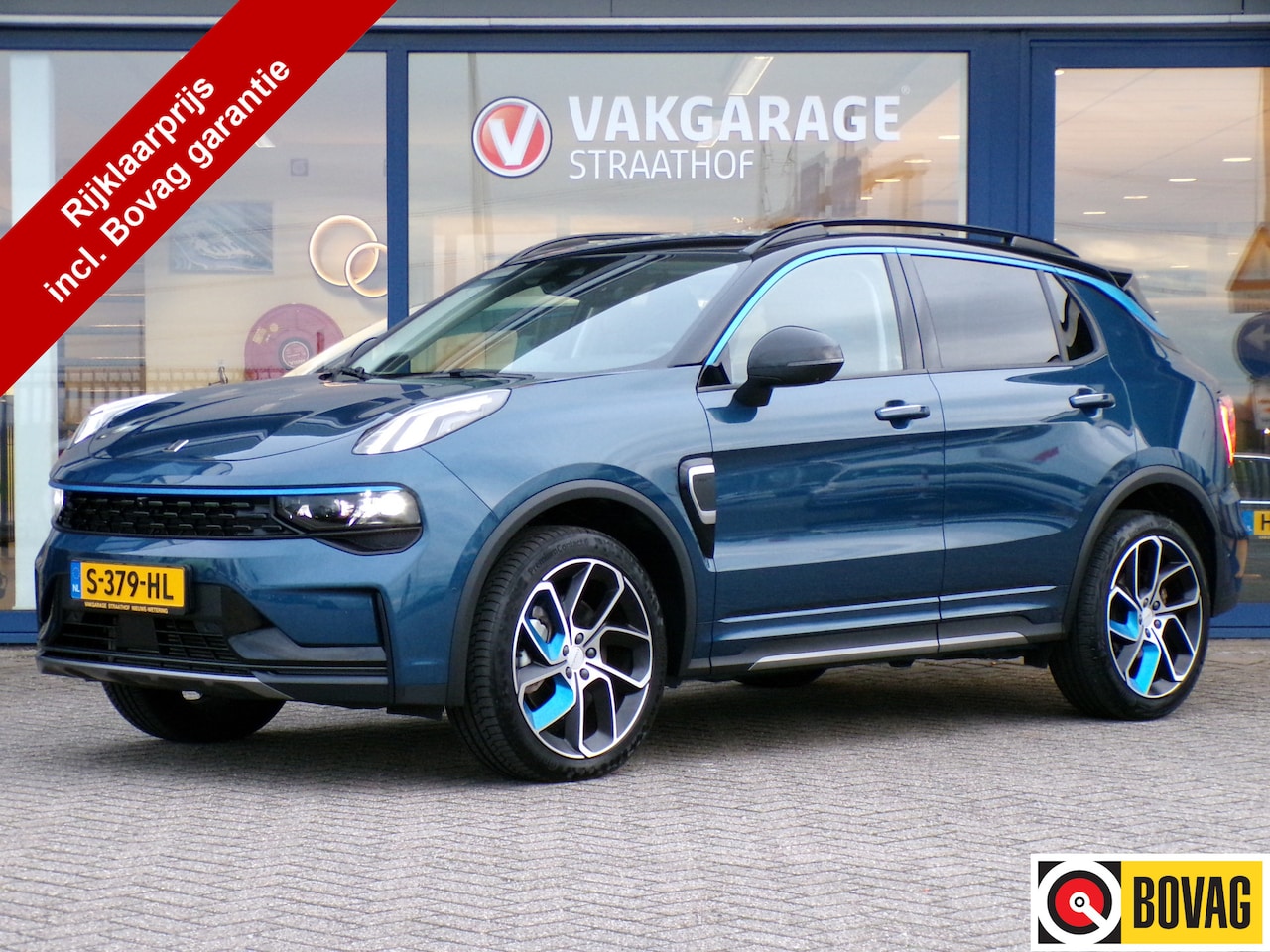 Lynk & Co 01 - 1.5 1.5, Full LED / Elektr. Schuifdak / Camera 360 + Sensoren / Carplay + Android Auto / 20' L - AutoWereld.nl