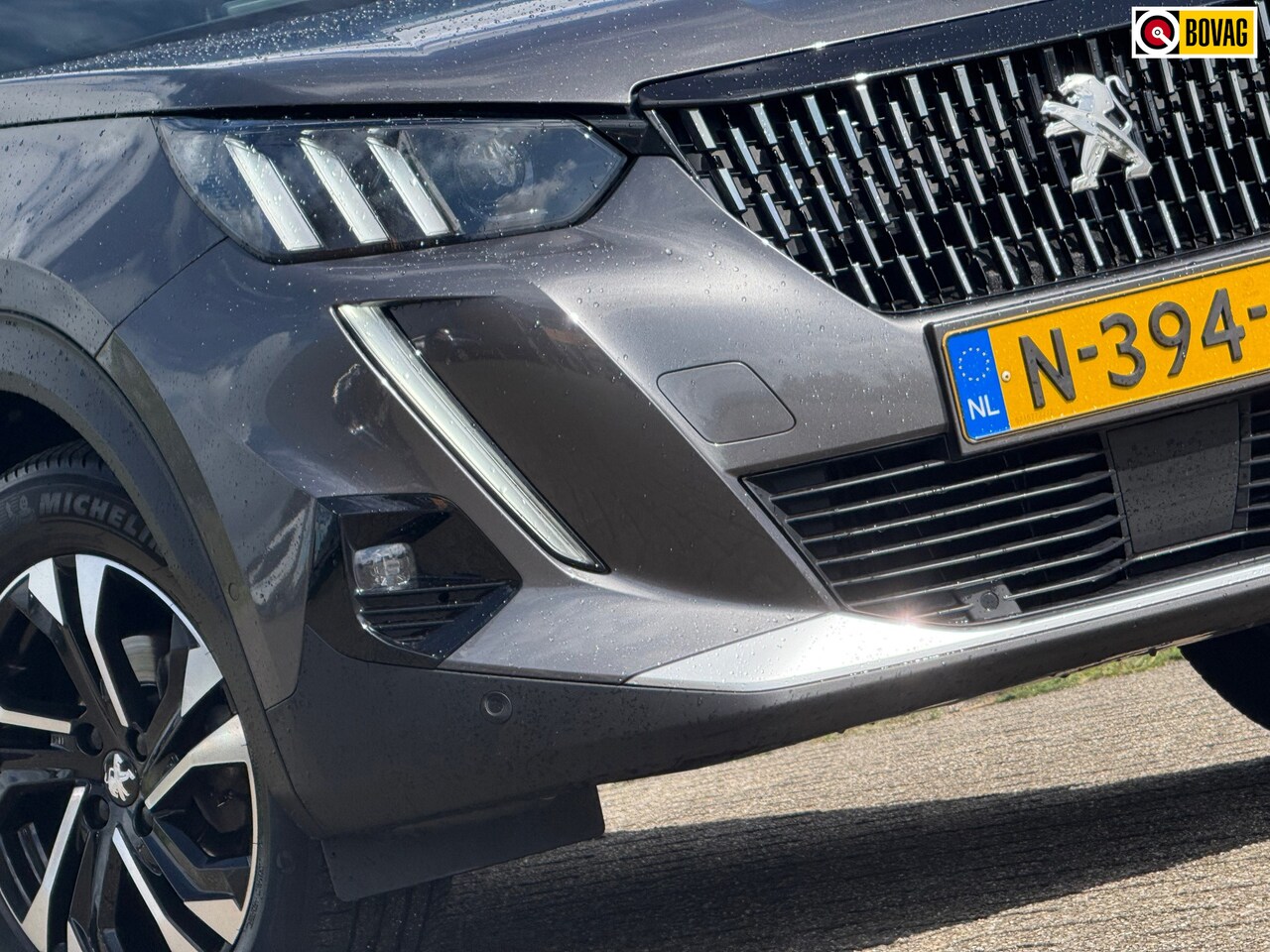 Peugeot 2008 - 1.2 PureTech GT - Gris Platinium - iCockpit 3D/Carplay/Camera - Nieuwstaat - AutoWereld.nl
