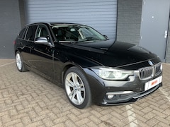 BMW 3-serie Touring - 318d Executive XENON-LEDER-NAVI
