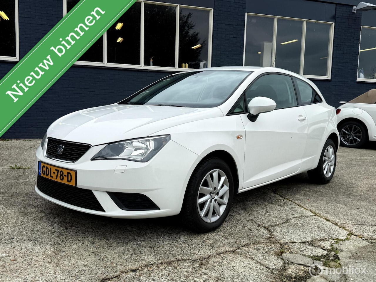 SEAT Ibiza SC - 1.2 Style Bj 2012 CRUISE CONTROL - CLIMATE CONTROL - STOELVERWARMING - NIEUWE DISTRIBUTIEK - AutoWereld.nl