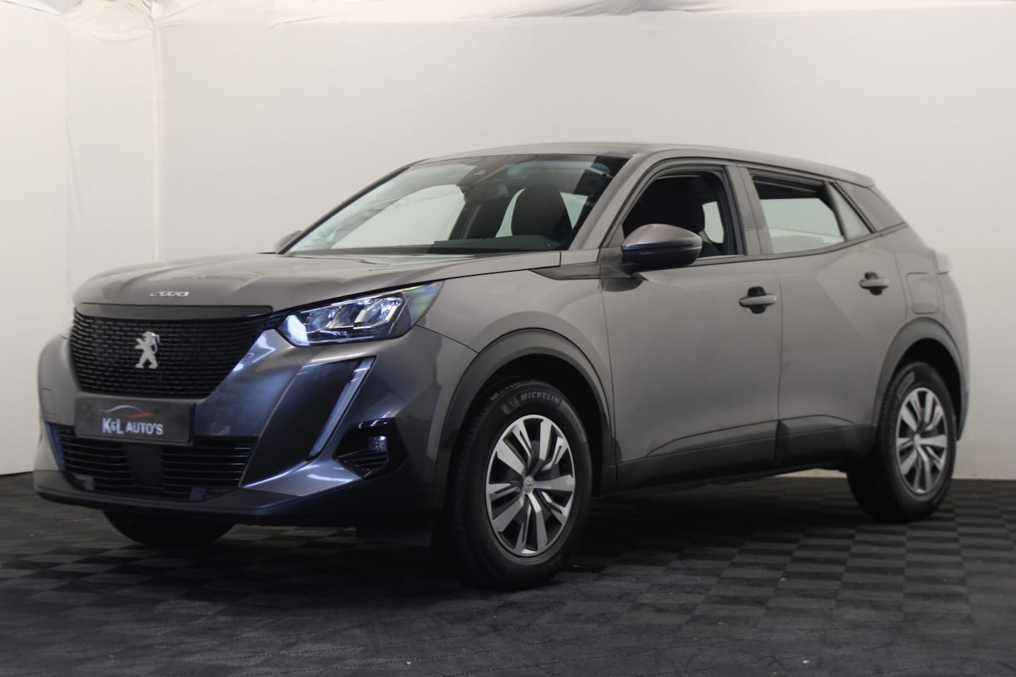 Peugeot 2008 - 1.2 PureTech Active 1.2 PureTech Active - AutoWereld.nl