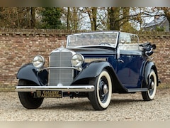 Mercedes-Benz 230 - 230A Convertible "Restored and rebuilt" Restored and rebuilt in the early 2000s by a renow