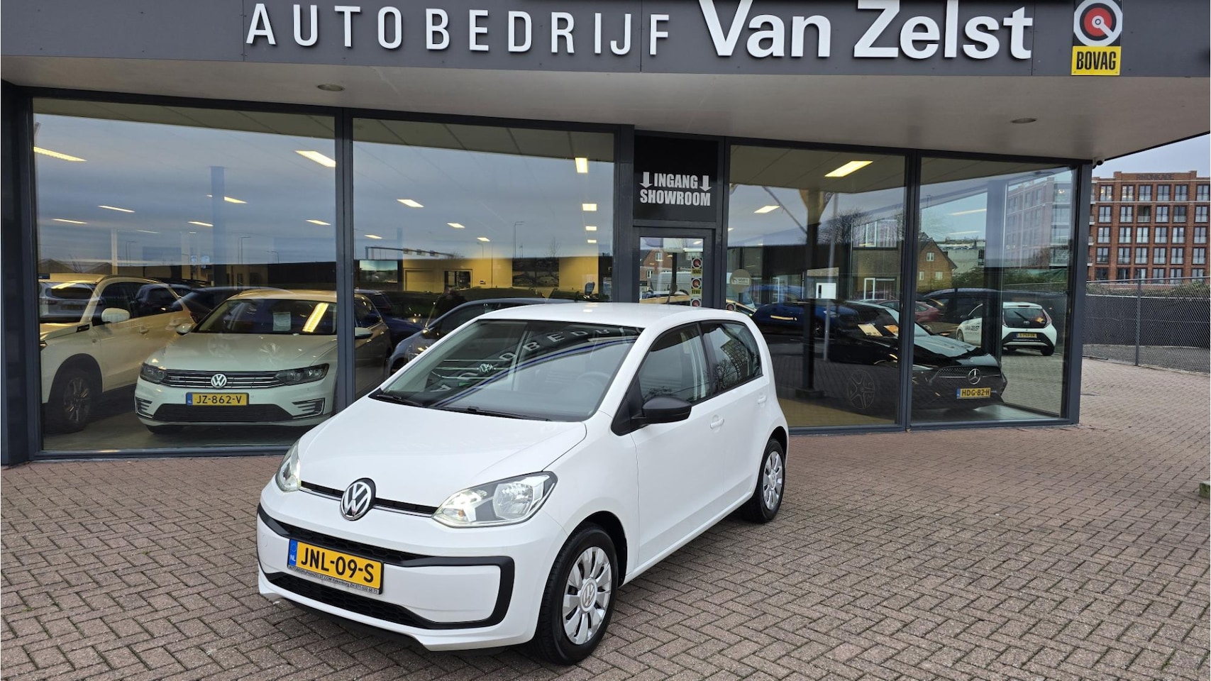 Volkswagen Up! - 1.0 BMT move up! I Automaat I 5 Drs I Parkeersensoren I AIRCO I 12Volt aansluiting I Start - AutoWereld.nl