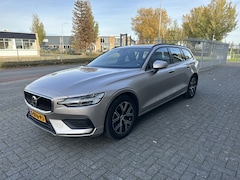 Volvo V60 - 2.0 B3 Essential Edition