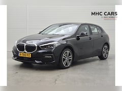 BMW 1-serie - 118i Business Edition | Executive pakket | Trekhaak | 17'' |