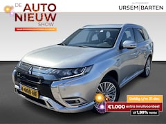 Mitsubishi Outlander - 2.4 PHEV Intense Apple carplay | stoelverwarming | sensoren voor- en achter | 18-inch lich