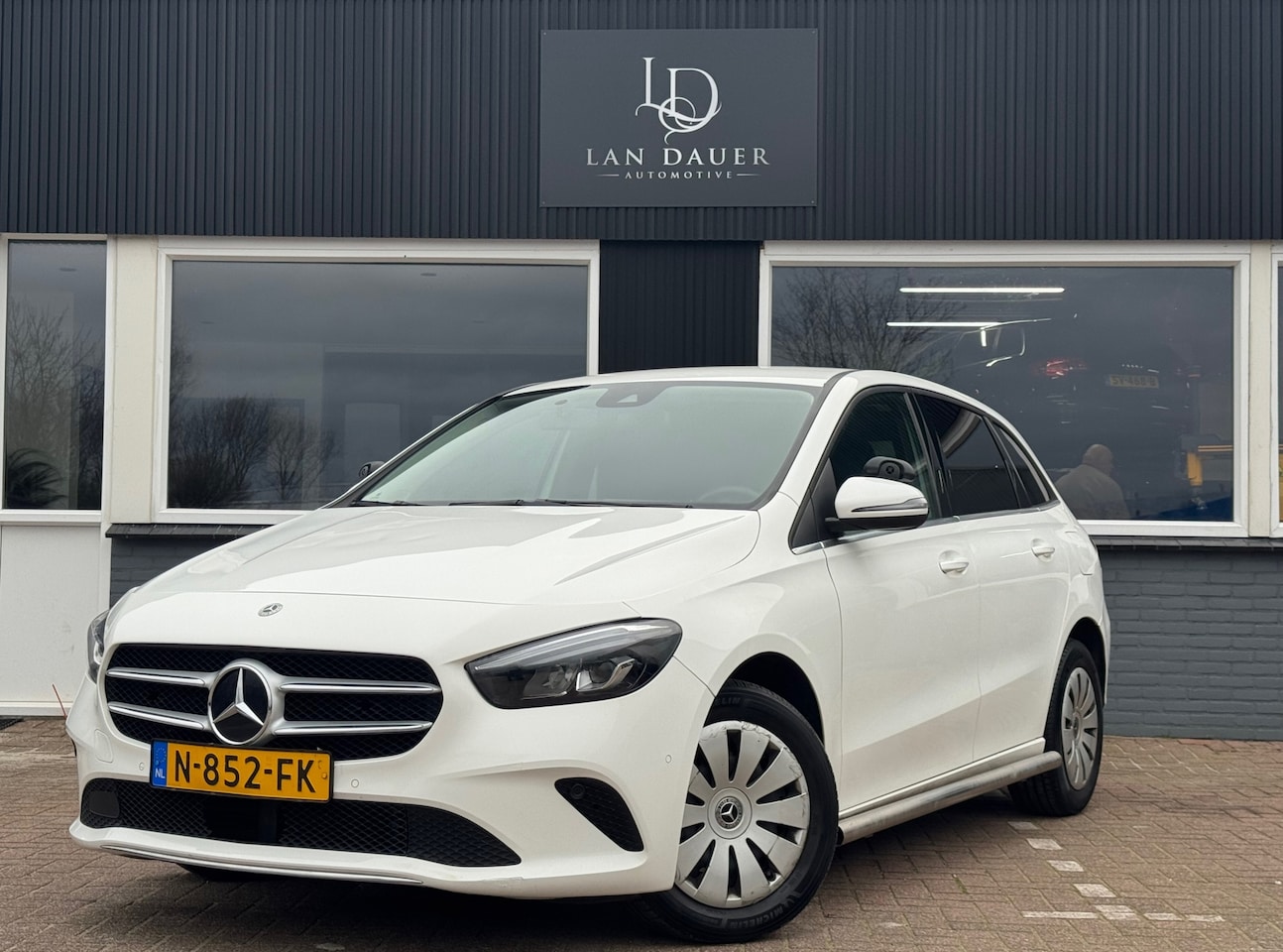 Mercedes-Benz B-klasse - 200d / Camera / NAP / 2021 ! - AutoWereld.nl