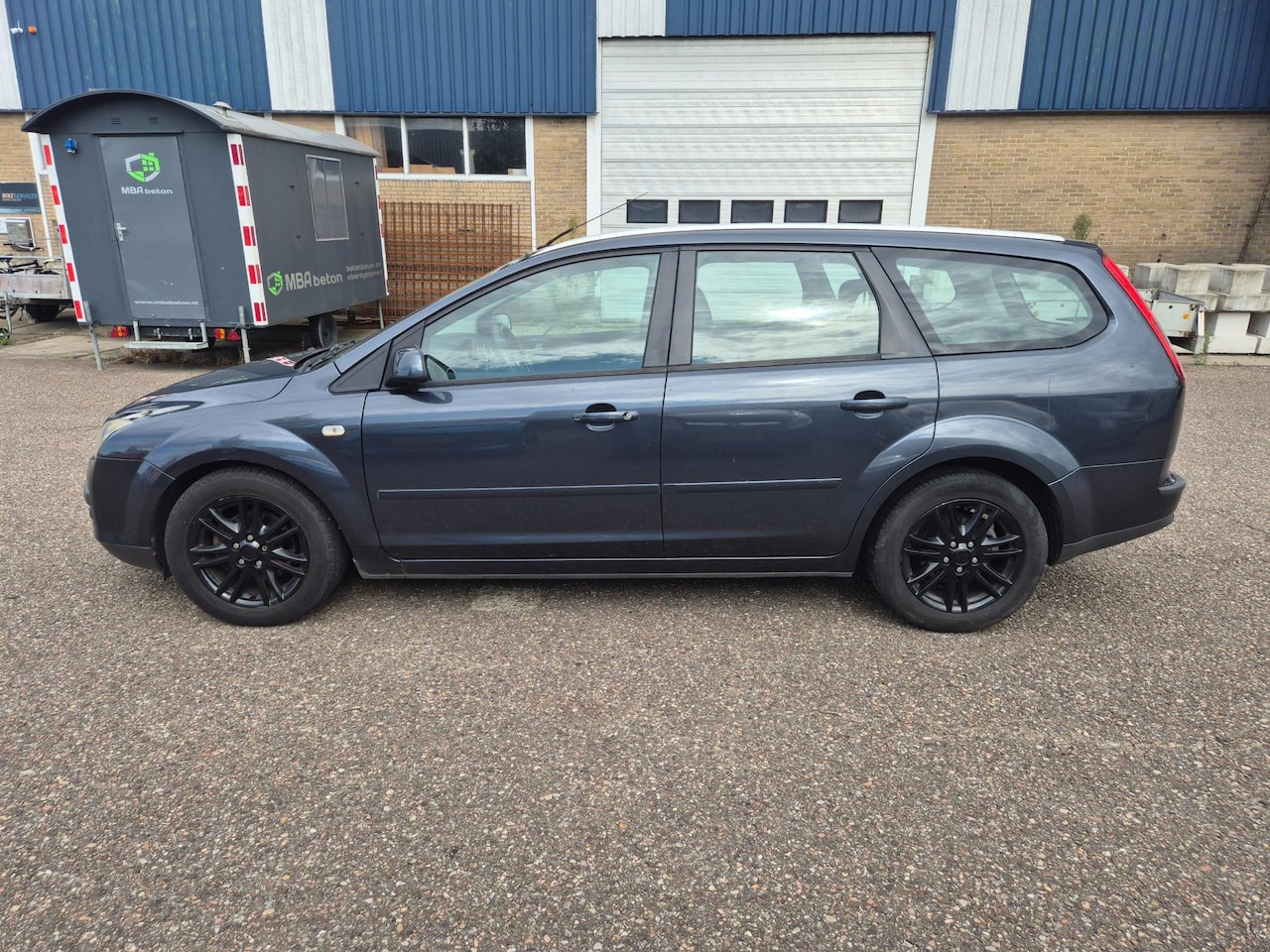 Ford Focus Wagon - 1.8-16V Ambiente FlexiFuel 1.8-16V Ambiente Flexifuel, airco/ cruise control/nwe apk - AutoWereld.nl