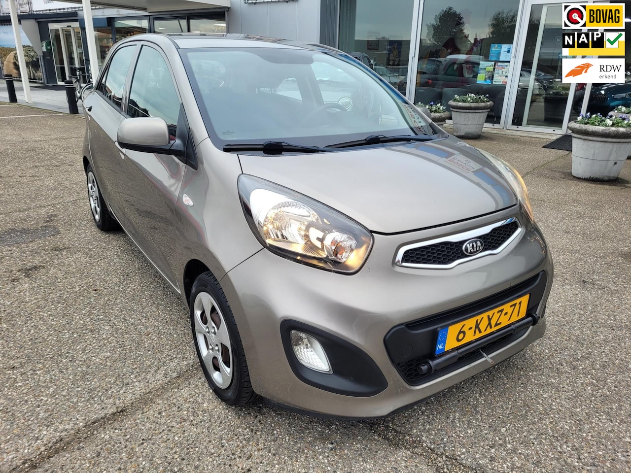 Kia Picanto - 1.0 CVVT ISG Comfort Pack Auto Ideaal Voor Achter een Camper - AutoWereld.nl