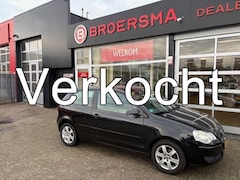 Volkswagen Polo - 1.2-12V Trendline CLIMATE * NIEUWE APK