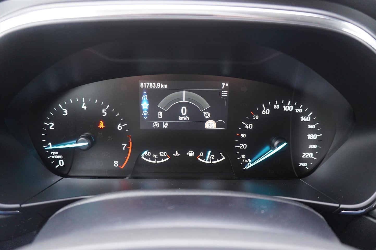 Ford Focus Wagon - 1.0 EcoBoost Hybrid 125pk Titanium Driver Assistance Pak Clima Navi Xenon - AutoWereld.nl