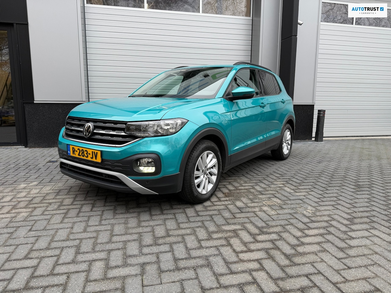 Volkswagen T-Cross - 1.0 TSI Life / Apple Carplay / Adaptive Cruise / Climate Control - AutoWereld.nl