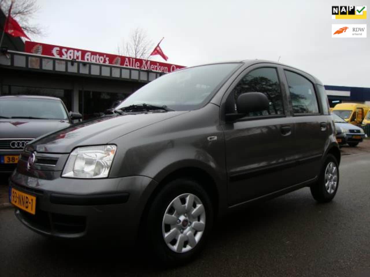 Fiat Panda - 1.2 Active 1.2 Active ( 2010 KM NAP ) - AutoWereld.nl