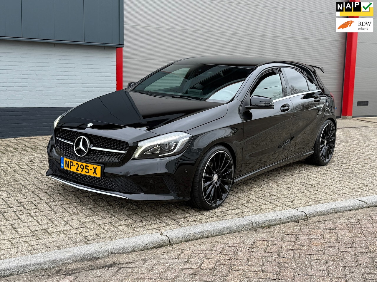 Mercedes-Benz A-klasse - 180 Business Solution ORGINEEL NL AUTO ! LAGE KILOMETERS - AutoWereld.nl