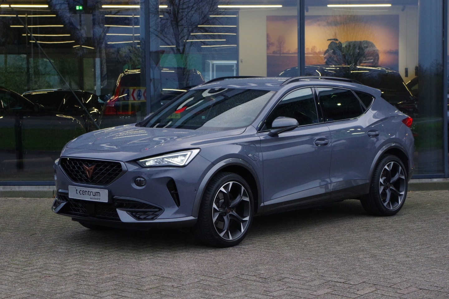 CUPRA Formentor - 1.4 e-Hybrid VZ Performance 1.4 e-Hybrid 245 PK VZ Performance, Camera, Kuipstoelen, Adap. Cruise Control - AutoWereld.nl