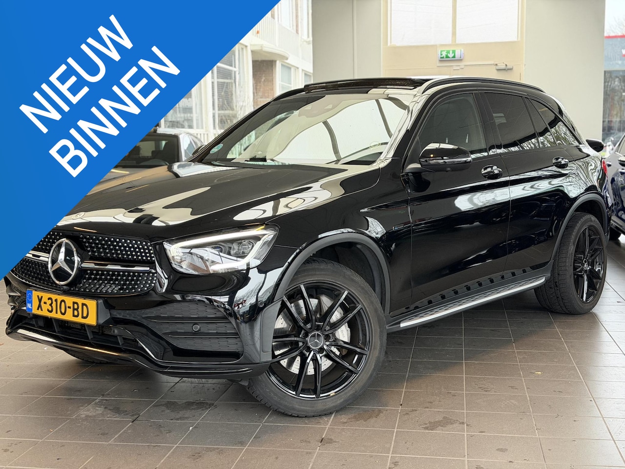 Mercedes-Benz GLC-klasse - 300e 4MATIC Premium AMG PANO / BURMESTER / CAM / - AutoWereld.nl